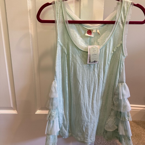 Anthropologie tank top in XS petite size - Picture 1 of 4